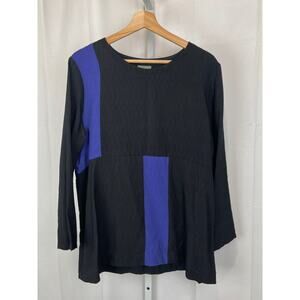 NICHE Nilgun Derman Colorblock Pullover Top Washable Rayon Black Blue Size M